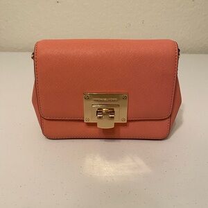 *NEW* Michael Kors Tina Small Clutch Leather Crossbody Bag Peach 35F7GT4C1L